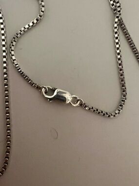Sterling Silver Diamond-Cut Box Chain Necklace - Sterling Silver Italy